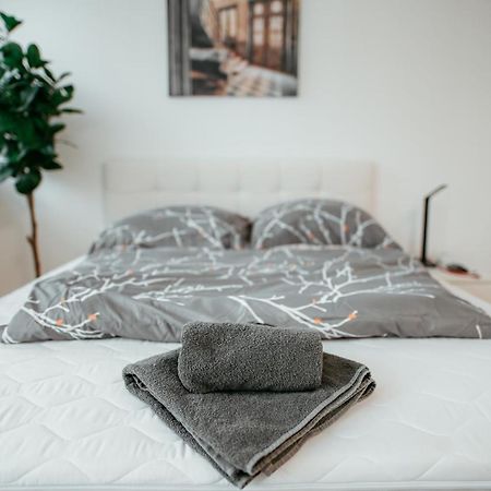 Vienna Danube Apartment 45 Екстериор снимка