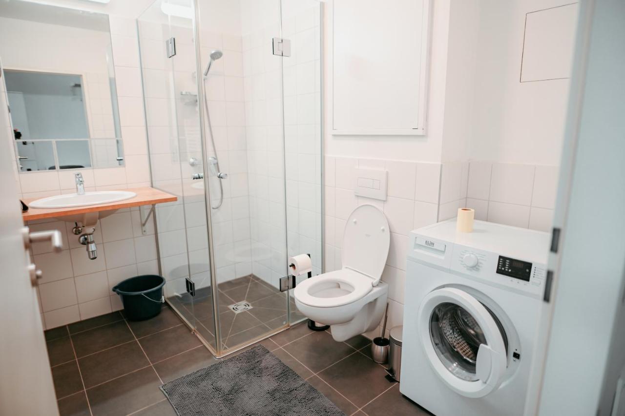 Vienna Danube Apartment 45 Екстериор снимка