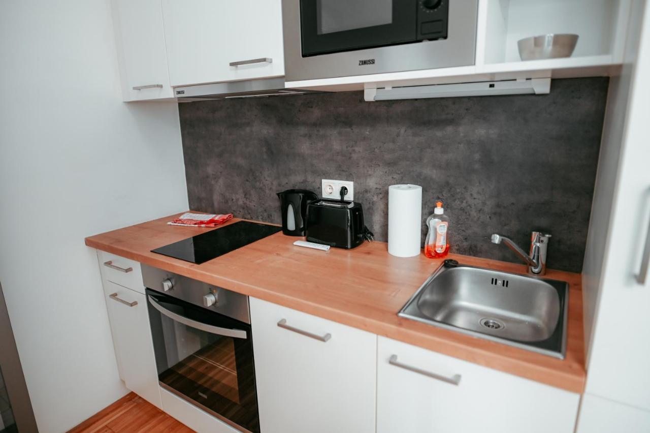 Vienna Danube Apartment 45 Екстериор снимка