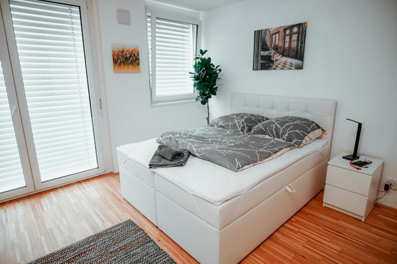 Vienna Danube Apartment 45 Екстериор снимка