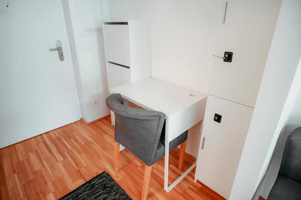 Vienna Danube Apartment 45 Екстериор снимка