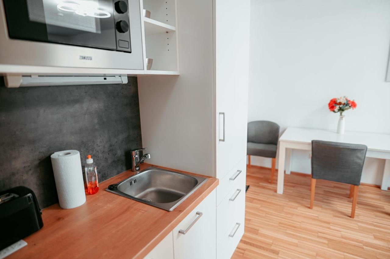 Vienna Danube Apartment 45 Екстериор снимка